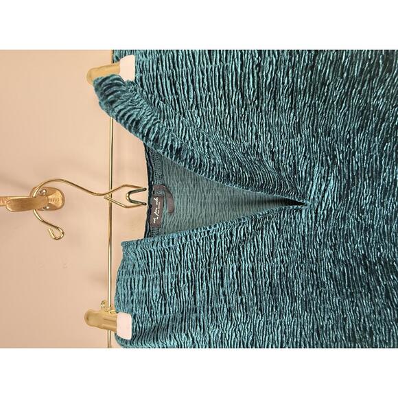 Out from Under Urban Outfitters Teal Velvet Wire Bodysuit - Size - Large - Picture 4 of 7